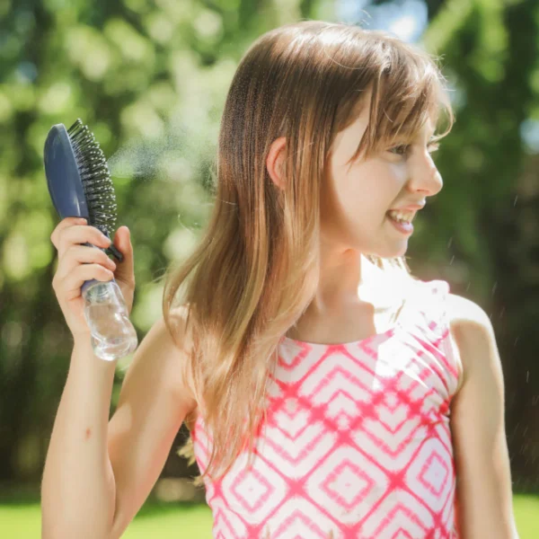Moistry™ The Ultimate 2-in-1 Styling Brush & Hair Mister