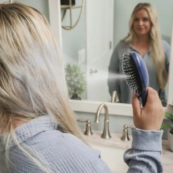 Moistry™ The Ultimate 2-in-1 Styling Brush & Hair Mister